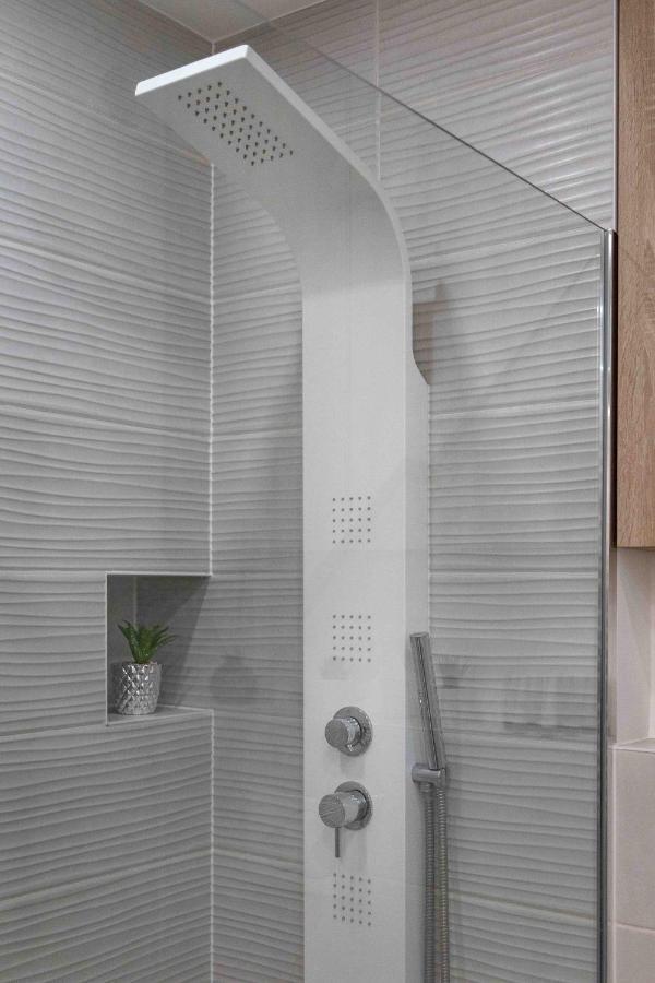 Spacious Apartment In Radnicka Business Zone - Free Parking Zagreb Dış mekan fotoğraf